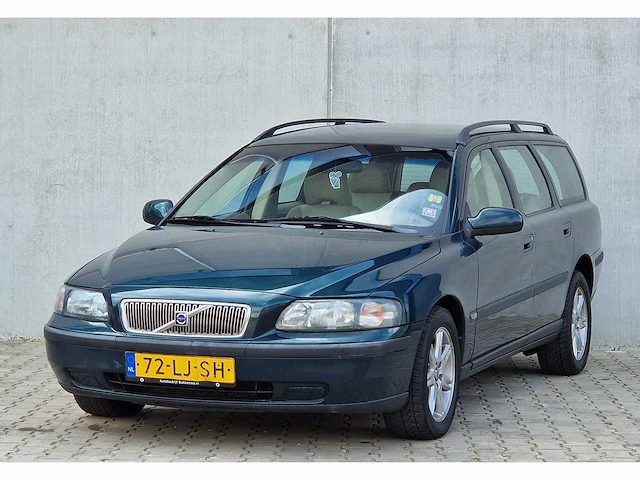 Volvo - v70 - 2.5 t awd - 72-lj-sh - 2003 - afbeelding 1 van  23