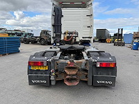 Volvo - vrachtwagen - afbeelding 9 van  18