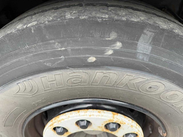 Volvo - vrachtwagen - afbeelding 18 van  18