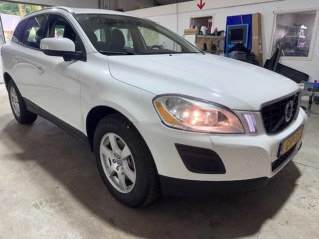 Volvo - xc60 - 3.2 awd summum automaat- gvp-31-z - afbeelding 6 van  21