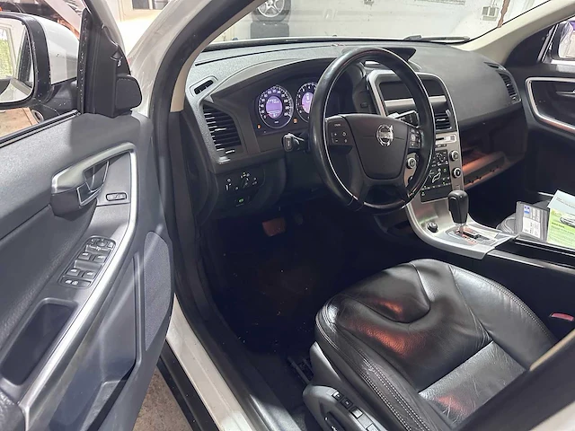 Volvo - xc60 - 3.2 awd summum automaat- gvp-31-z - afbeelding 8 van  21