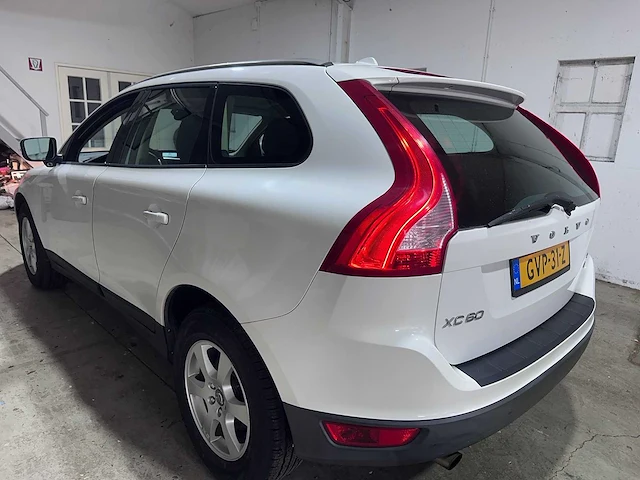 Volvo - xc60 - 3.2 awd summum automaat- gvp-31-z - afbeelding 15 van  21