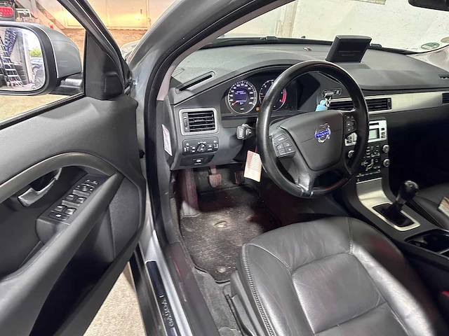 Volvo - xc70 - 2.0 d3 fwd kinetic - 54-nsn-9 - afbeelding 22 van  22