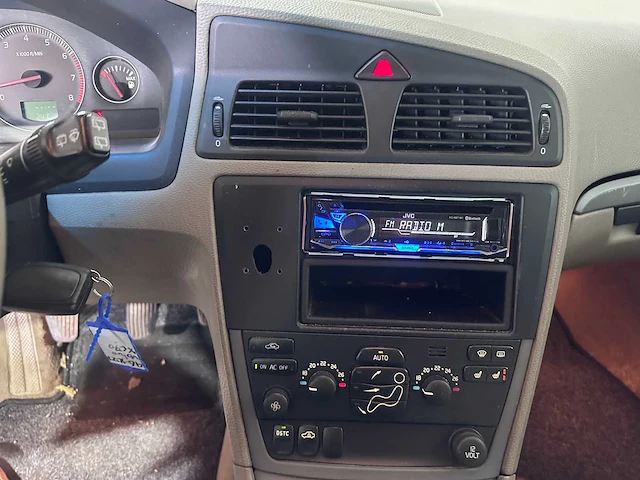 Volvo - xc70 - 2.5 t - 46-sl-zx - afbeelding 4 van  19