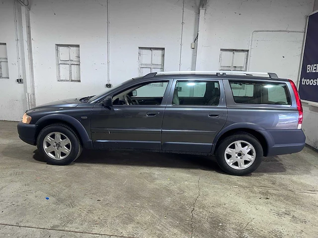 Volvo - xc70 - 2.5 t - 46-sl-zx - afbeelding 12 van  19