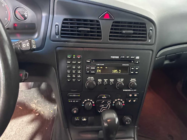 Volvo - xc70 - 2.5 t gtr.comfort l automaat - 32-lx-px - afbeelding 6 van  21