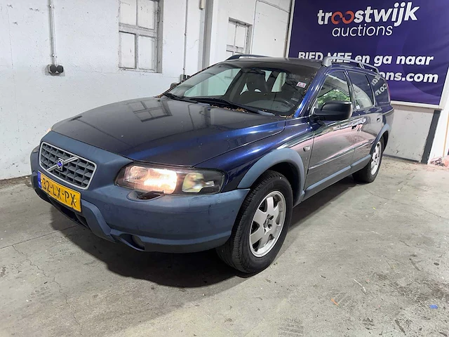 Volvo - xc70 - 2.5 t gtr.comfort l automaat - 32-lx-px - afbeelding 1 van  21