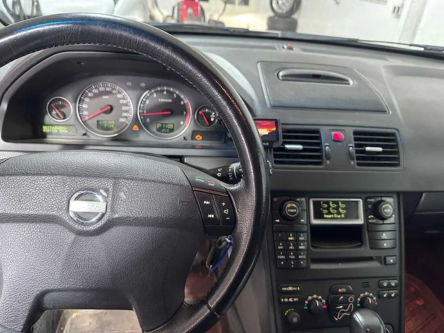 Volvo - xc90 - 4.4 v8 automaat executive - 38-rf-fr - afbeelding 23 van  24
