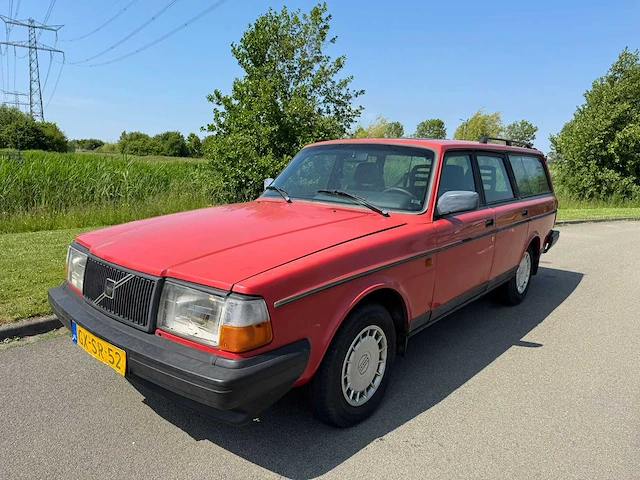 Volvo 240 2.0i polar geheel orginele stationwagen gx-sr-52 - afbeelding 1 van  17