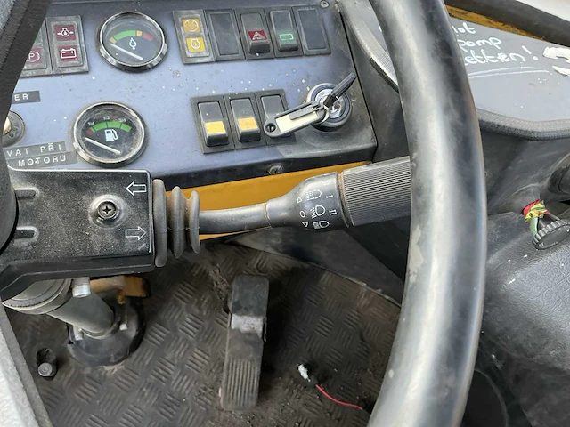 Volvo 4400 shovel - afbeelding 22 van  32