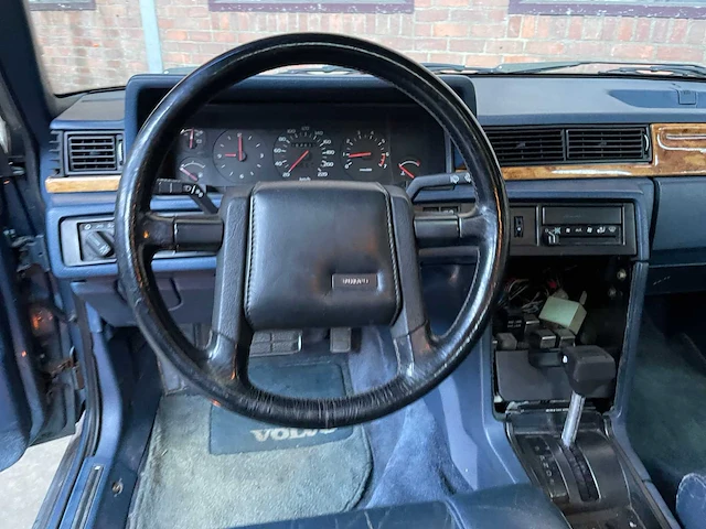 Volvo 780 2.8 coupé bertone 167pk 1987, 70-tt-pp - afbeelding 11 van  37