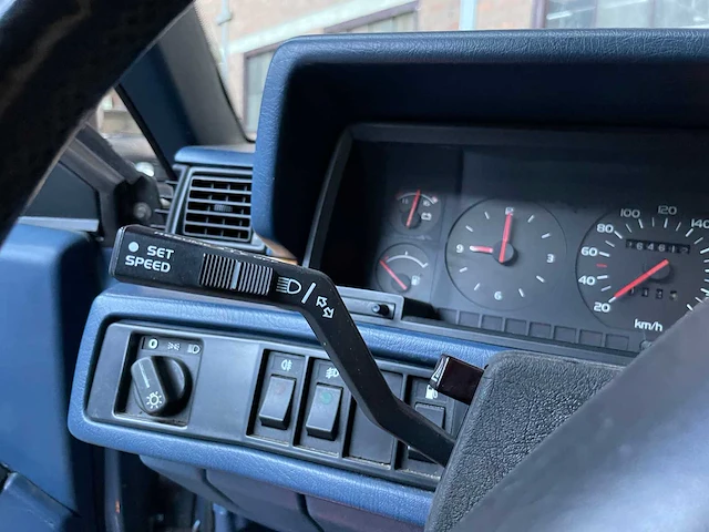 Volvo 780 2.8 coupé bertone 167pk 1987, 70-tt-pp - afbeelding 15 van  37