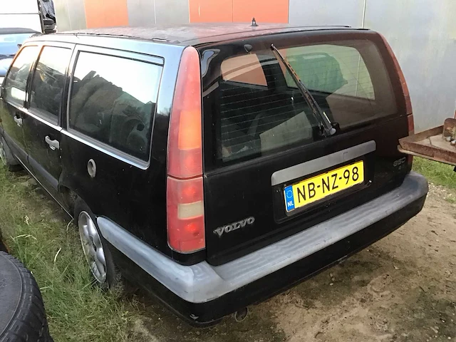 Volvo 850 personenauto - afbeelding 9 van  16
