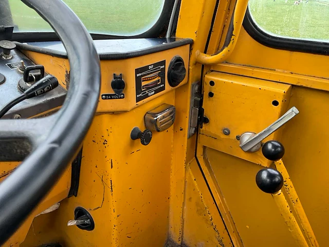 Volvo bm 4200 shovel - afbeelding 10 van  37