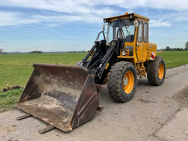 Volvo bm 4200 shovel - afbeelding 1 van  37