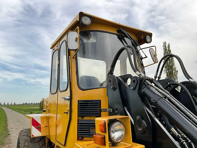 Volvo bm 4200 shovel - afbeelding 20 van  37
