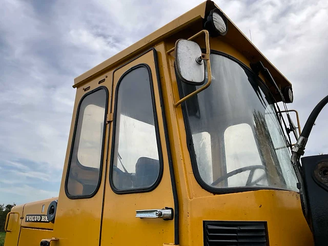 Volvo bm 4200 shovel - afbeelding 22 van  37