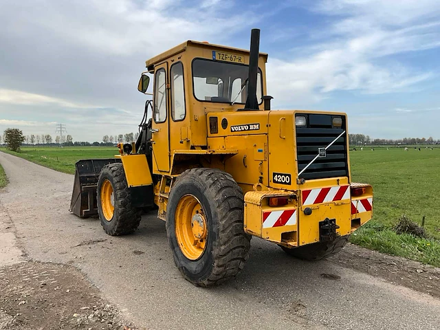 Volvo bm 4200 shovel - afbeelding 32 van  37