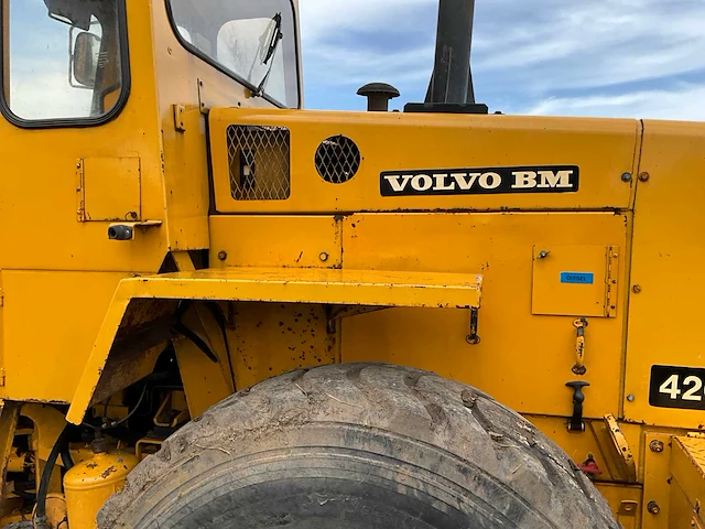 Volvo bm 4200 shovel - afbeelding 36 van  37