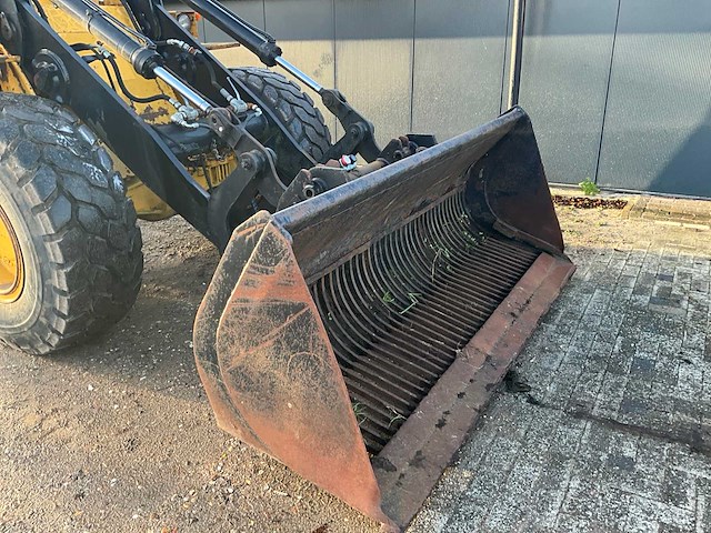 Volvo bm 4300b shovel - afbeelding 11 van  35