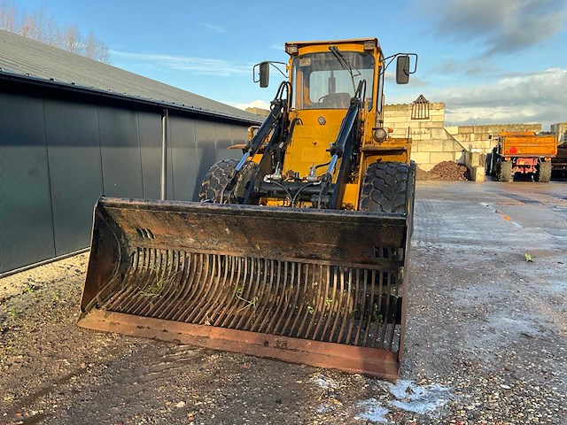 Volvo bm 4300b shovel - afbeelding 23 van  35