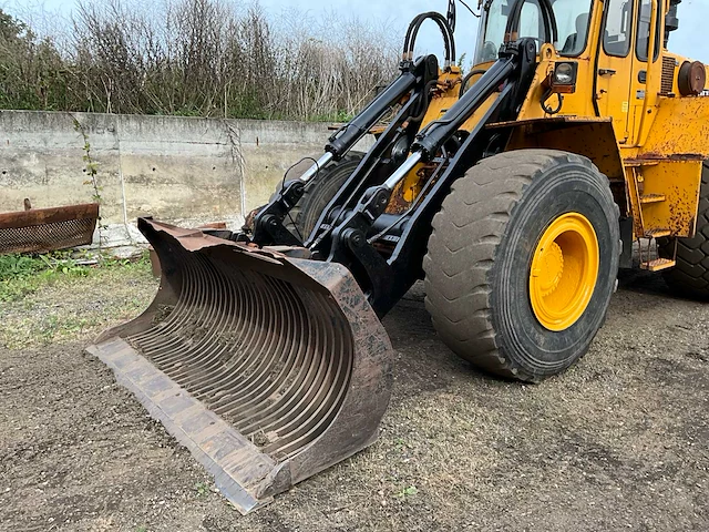 Volvo bm l120 shovel - afbeelding 11 van  38