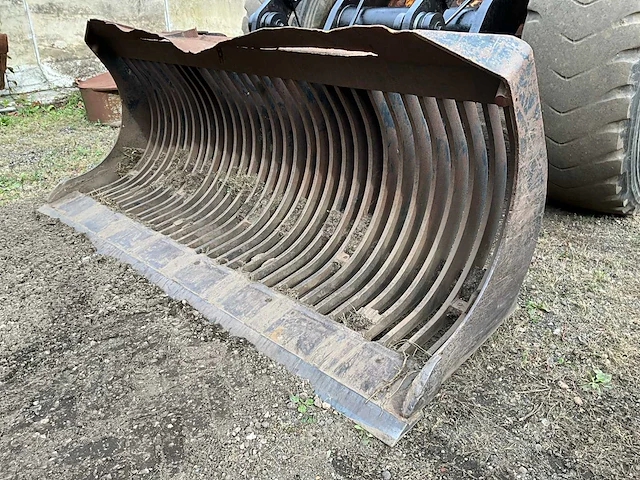 Volvo bm l120 shovel - afbeelding 14 van  38
