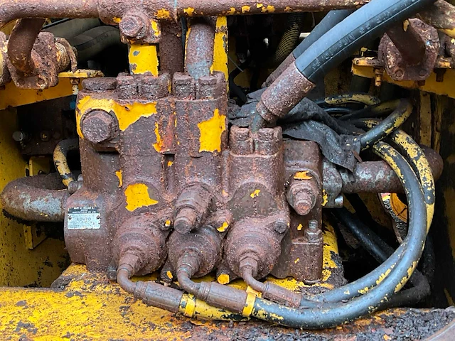 Volvo bm l120 shovel - afbeelding 20 van  38