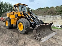 Volvo bm l120 shovel - afbeelding 33 van  38