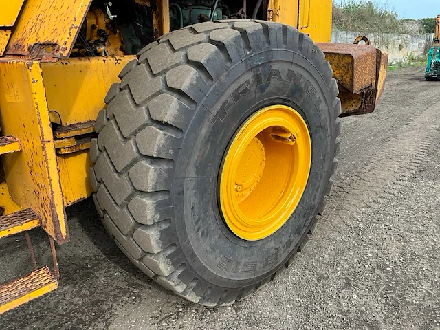Volvo bm l120 shovel - afbeelding 35 van  38