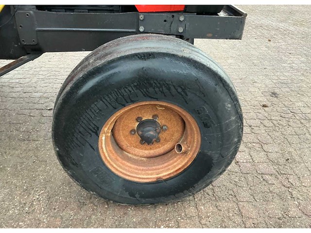 Volvo bm valmet 405 tweewielaangedreven landbouwtractor - afbeelding 7 van  20