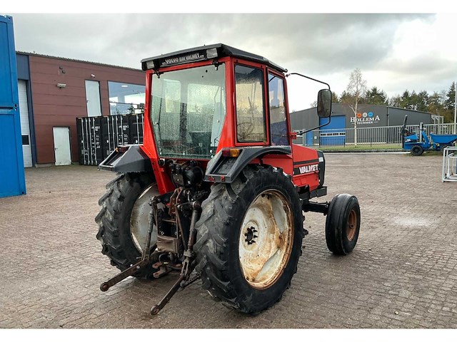 Volvo bm valmet 405 tweewielaangedreven landbouwtractor - afbeelding 15 van  20