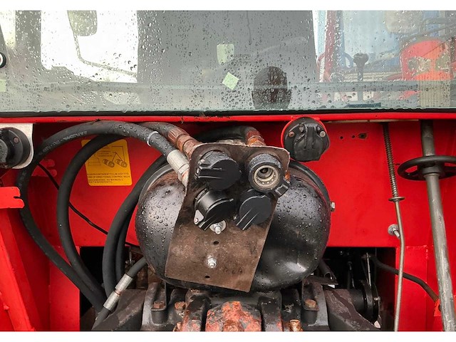 Volvo bm valmet 405 tweewielaangedreven landbouwtractor - afbeelding 20 van  20