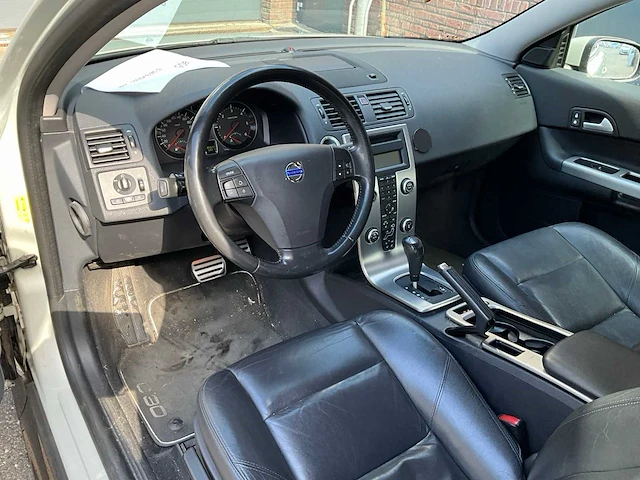 Volvo c 30 2.4 summum - personenauto - afbeelding 11 van  13