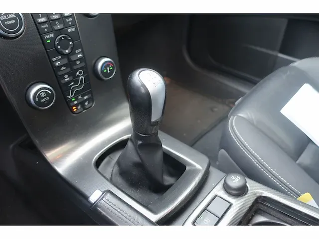 Volvo c30 1.6 d2 r-edition, 70-xjp-2 - afbeelding 4 van  17