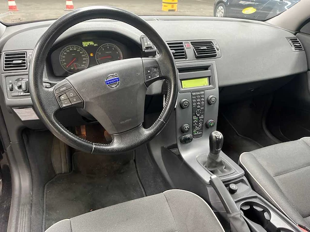 Volvo c30 1.8 kinetic, 68-xd-tx - afbeelding 19 van  19