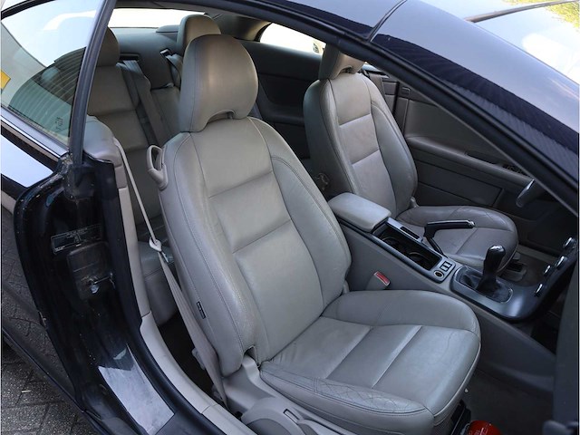 Volvo c70 convertible 2.0d kinetic 2008, j-018-rk - afbeelding 9 van  36