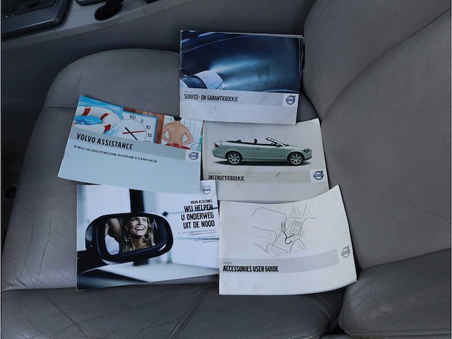 Volvo c70 convertible 2.0d kinetic 2008, j-018-rk - afbeelding 17 van  36