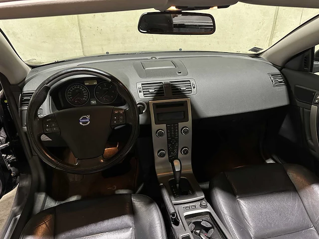 Volvo c70 convertible 2.0d summum 136pk 2010, jv-433-g - afbeelding 13 van  39