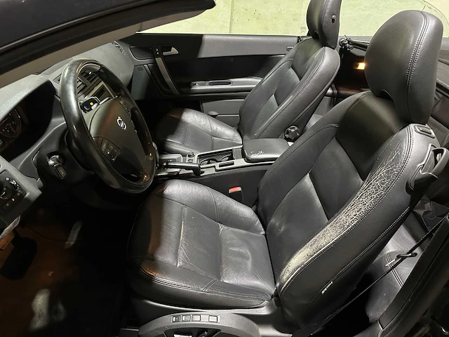 Volvo c70 convertible 2.0d summum 136pk 2010, jv-433-g - afbeelding 24 van  39
