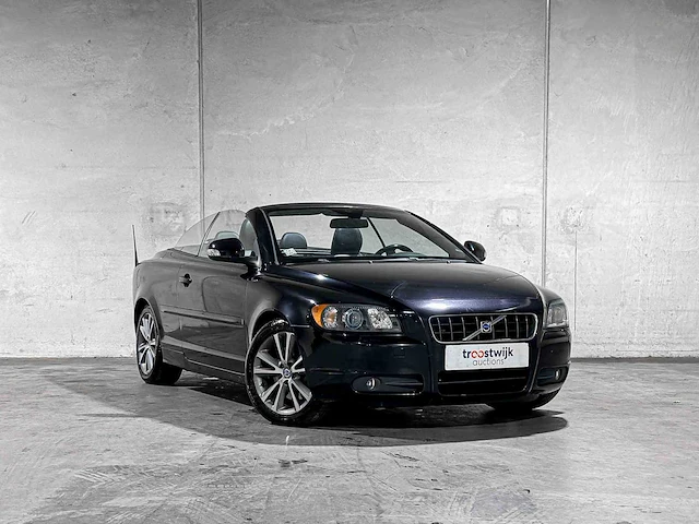 Volvo c70 convertible 2.0d summum 136pk 2010, jv-433-g - afbeelding 37 van  39