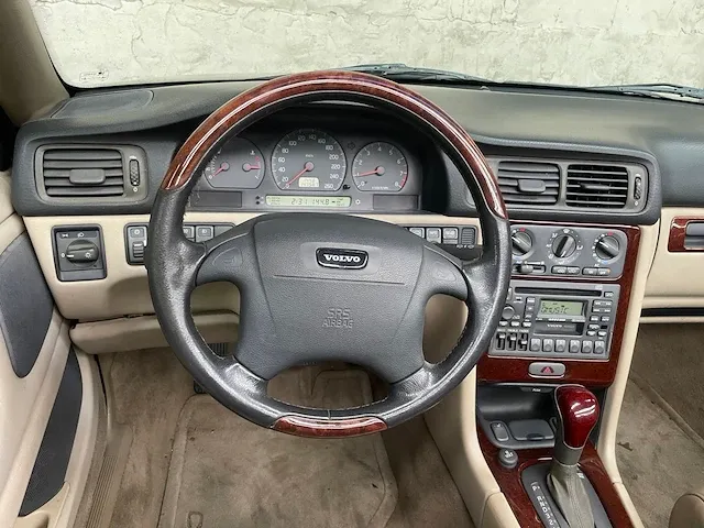 Volvo c70 convertible 2.3 t5 luxury 239pk 2000, 51-rj-bz - afbeelding 22 van  53