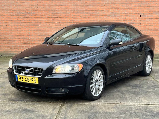 Volvo c70 convertible 2.4 d5 summum, automaat, 93-xb-fs - afbeelding 1 van  15
