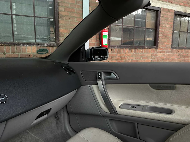 Volvo c70 convertible 2.4 summum 140pk 2006, hvr-58-h - afbeelding 20 van  37