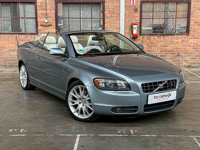 Volvo c70 convertible 2.4 summum 140pk 2006, hvr-58-h - afbeelding 36 van  37