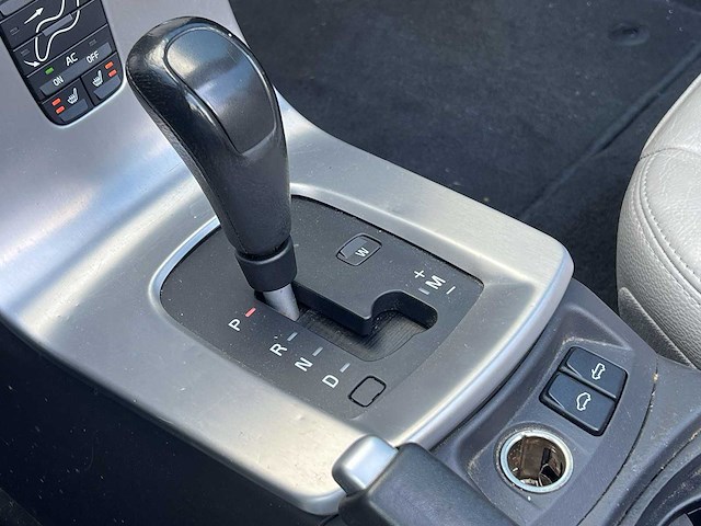 Volvo c70 convertible 2.4i summum 2006 | ts-297-h - afbeelding 17 van  31