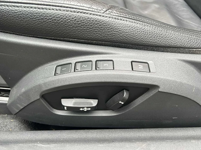 Volvo c70 convertible 2.5 t5 summum 2007 | 85-tr-tx - afbeelding 30 van  30