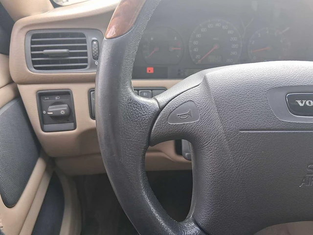 Volvo c70 coupé 2.3 t-5 comfort-line 1998 | tv-bl-86 - afbeelding 10 van  33