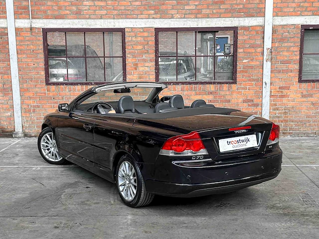Volvo c70 generation 2 2.4 170pk 2007 cabriolet youngtimer - afbeelding 16 van  40