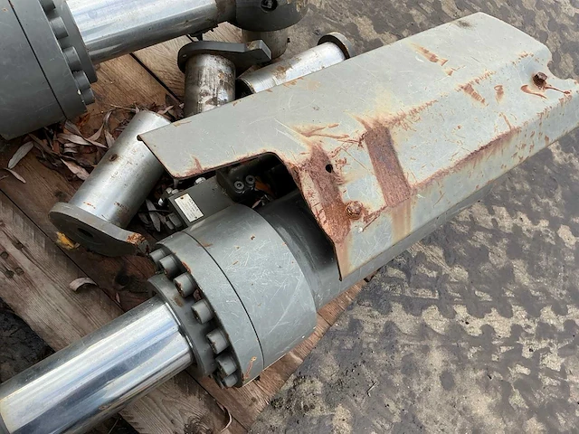 Volvo cilinder graafmachine (4x) - afbeelding 3 van  14